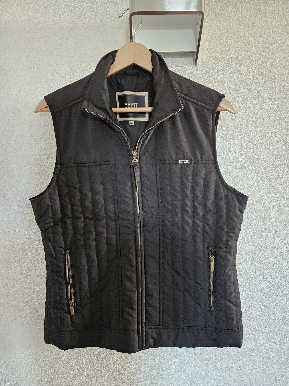 Cecil Gilet & Giacche senza maniche: CECIL Steppweste Damen  – Usato da Eschenbach SG venduto da MarThu
