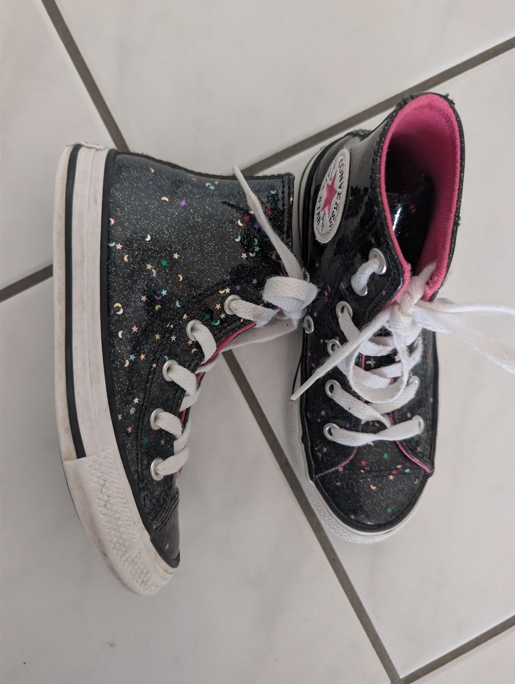 Converse Scarpe per ragazze: Coole Converse Sneaker – Usato da Trimmis venduto da Blueberry123 1