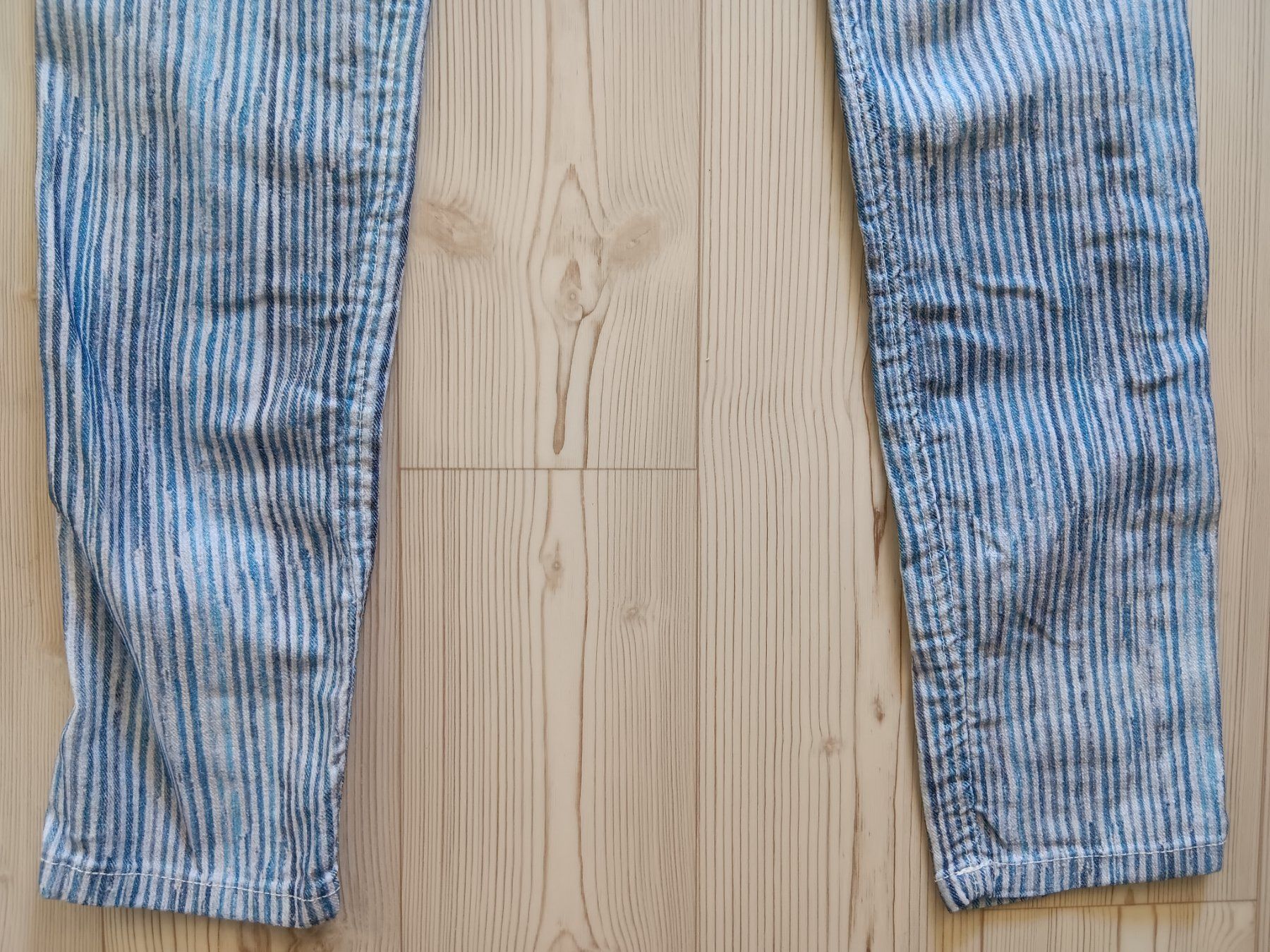 Please Jeans Jeans: PLEASE P20 Jeans taille / Grosse XXS – Usato da Cossonay-ville venduto da Super-Price-Quality 8