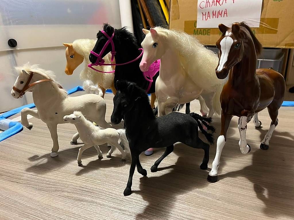 Jouets: Vendo giocattoli barbie – D'occasion à Vira (Gambarogno) par emi_kw6f 2
