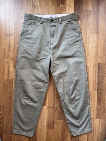 CLOSED Dover Tapered Chino – Salbeigrün / Khaki - Grösse 31