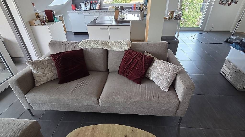 Pfister Divani: Canapé 3 places + pouf Pfister – Usato da Carrouge VD venduto da mar_2lth 3