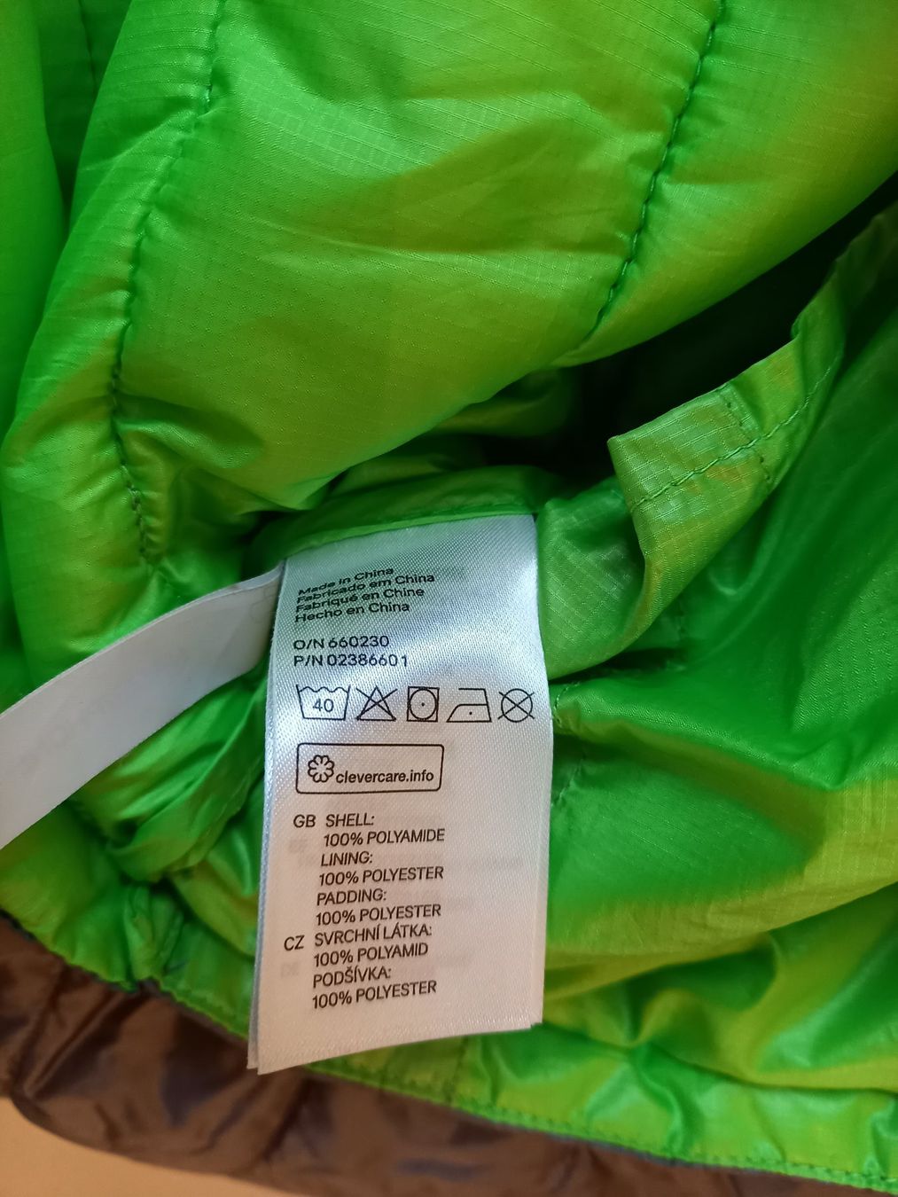 H&M Giacche & Cappotti: Jacke H&M Gr. 128 grau / hellgrün – Usato da Unterengstringen venduto da saraman 2