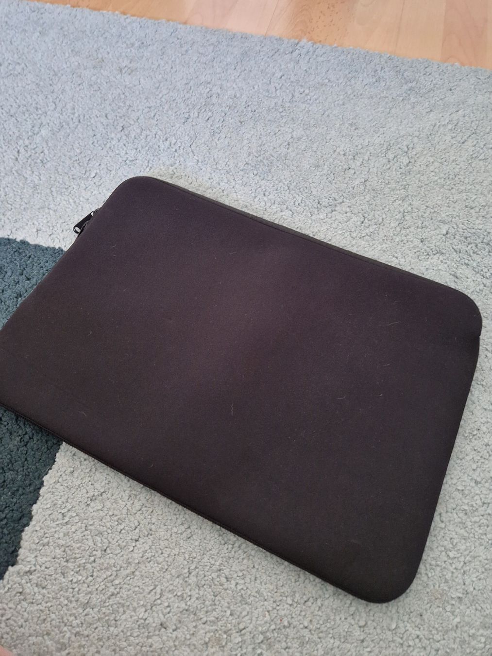 Borse: Schwarze Laptop Tasche – Usato da Uster venduto da lar_9h7q 1