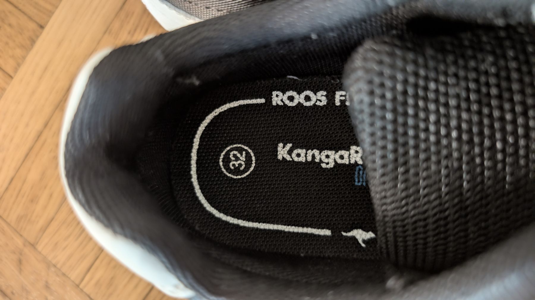 Scarpe per ragazzi: KangaROOS Turnschuhe Kinder Grösse 32 schwarz – Usato da Buchs ZH venduto da kar_9m5g 1