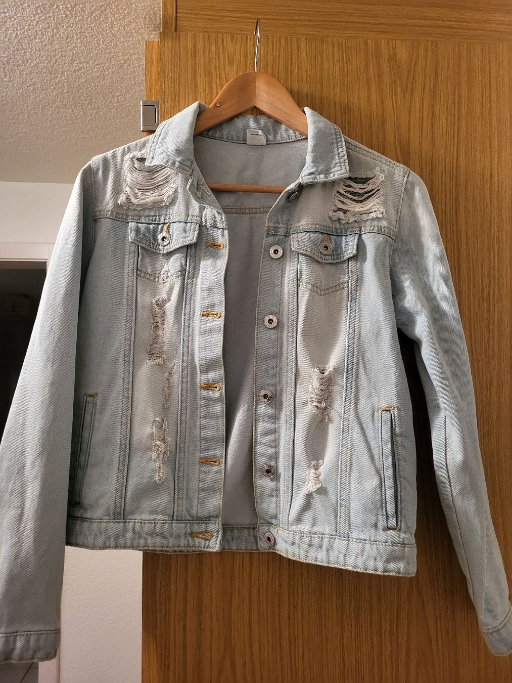 Vestes & Manteaux: Schöne Jeansjacke Gr.164 – D'occasion à Römerswil LU par Estermann1402