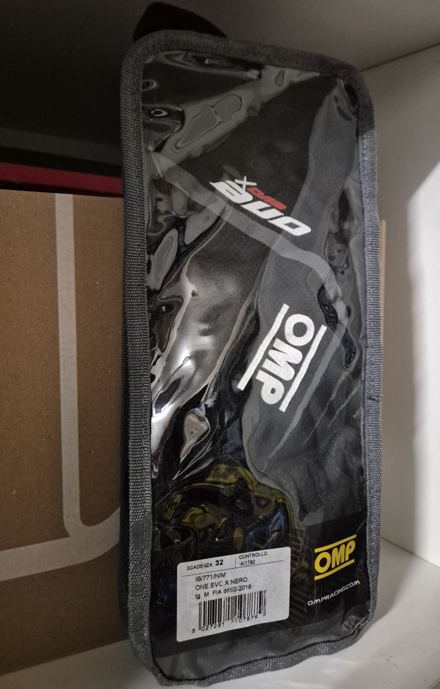 OMP Guanti & manicotti: OMP ONE EVO X Racing Handschuhe – Usato da Boll venduto da Marquee 2