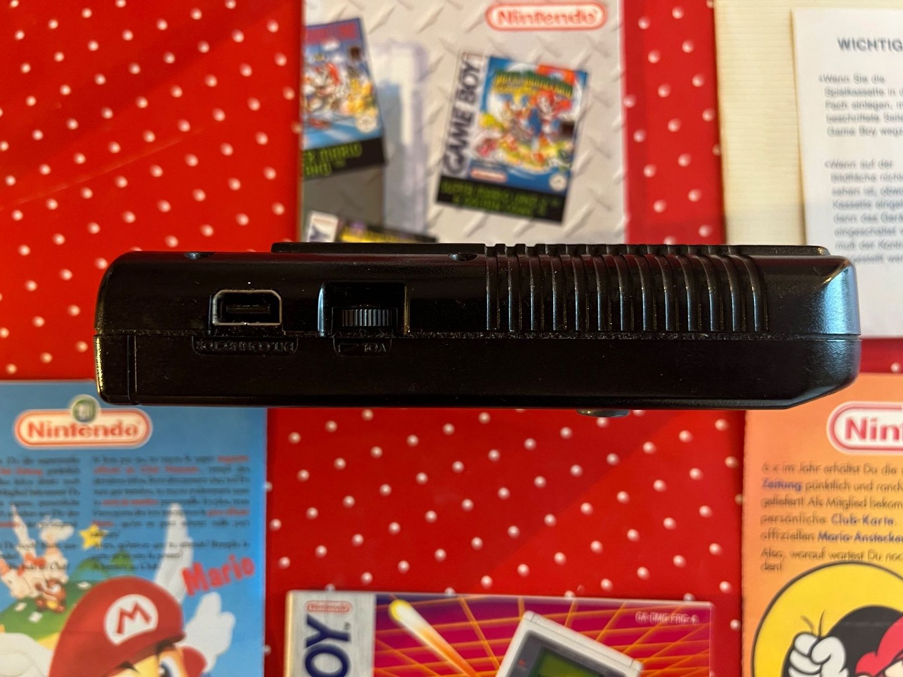 Nintendo Console: GAMEBOY BLACK with NAIL SCALE game, working, nice optic! – Usato da Astano venduto da hyperion-atlas 7