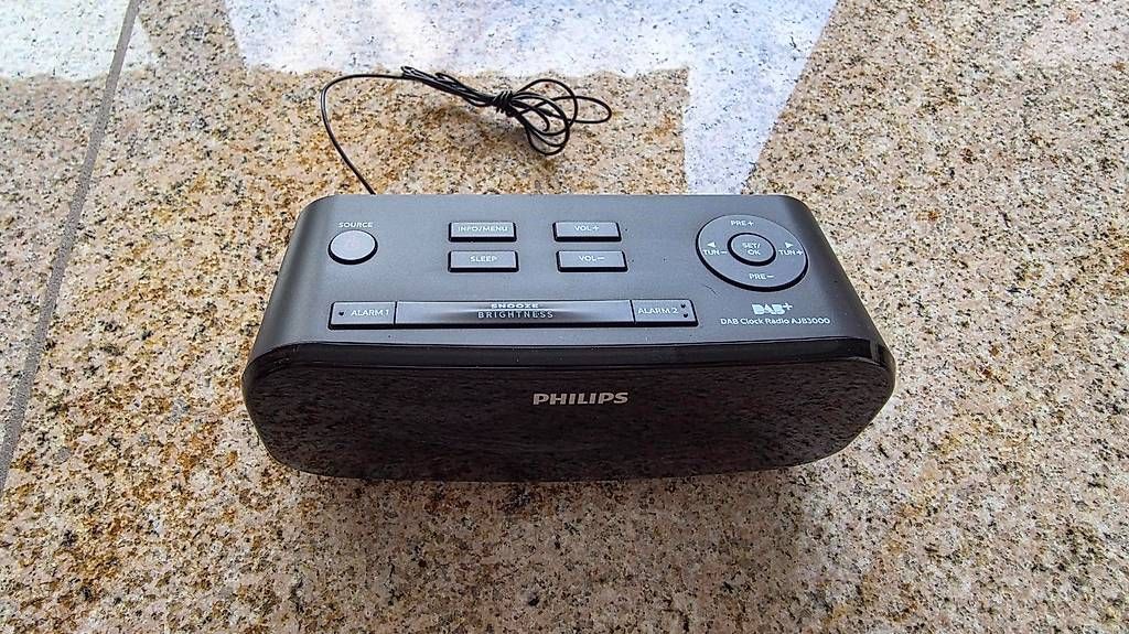 Philips Sveglie: Philips Ajb3000 DAB FM Radiowecker – Usato da Erlenbach ZH venduto da 2m 1