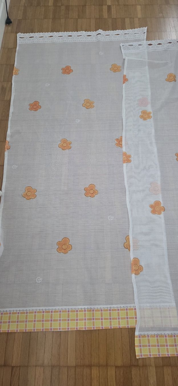 Vorhänge: Wunderschönes Vorhangpaar, 70 cm breit und 140 lang  – Neu (gemäss Beschreibung) aus Schöfflisdorf von nun_zr8r 2