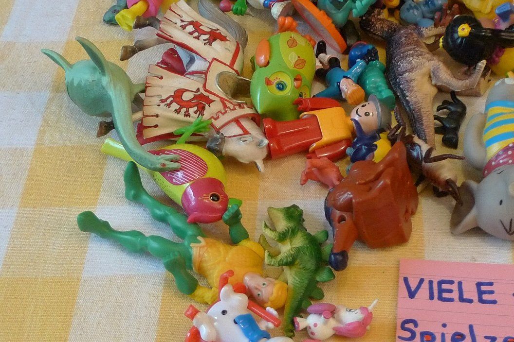 Giocattoli: VIELE-Spielzeuge! – Usato da Bern venduto da bn1640 5