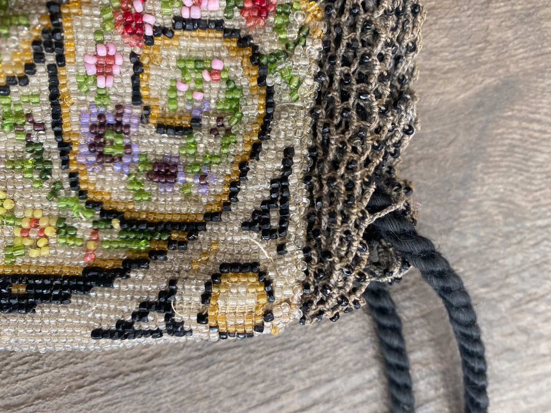 Borse: Sac ancien perlé – Usato da La Neuveville venduto da e_perriard 4
