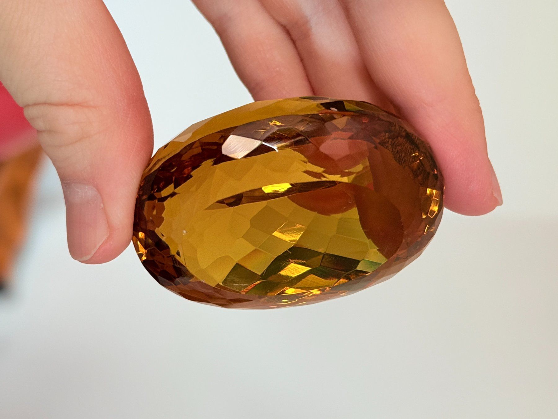 Minerali & Pietre curative: 461.45 Ct Certified Oval Cut Loose Gem – Nuovo e nell'imballaggio originale da Genève venduto da AWWA 4