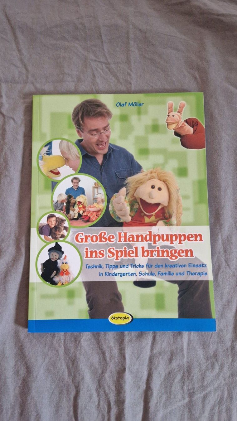 Libri: Buch zu Handpuppen – Usato da Rupperswil venduto da RoRo04