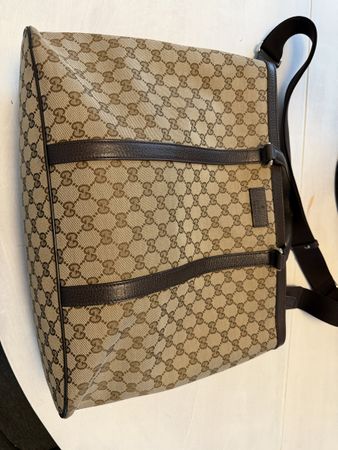 Gucci  GG Supreme Tote Bag