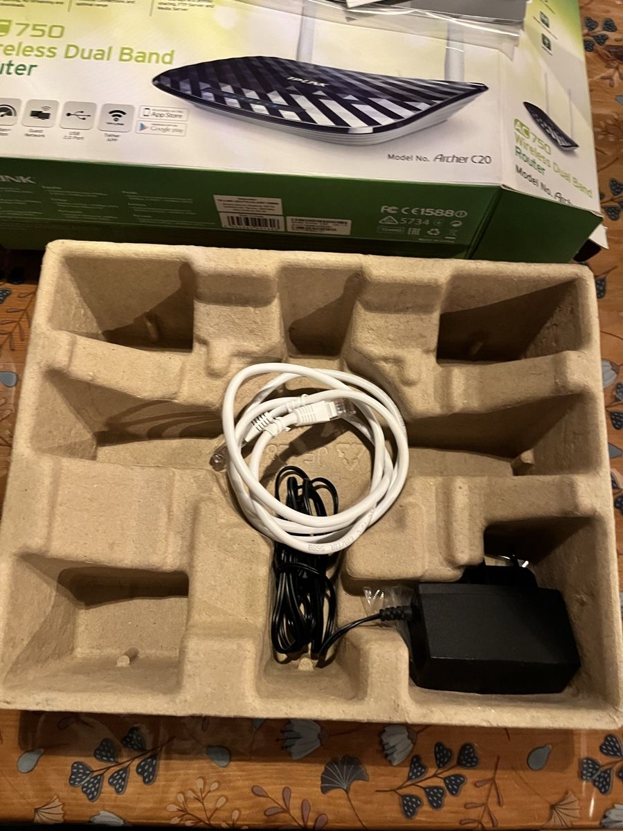 TP-Link Modem & Router: TP-Link Archer C20 - AC750 WLAN Rout – Usato da Giubiasco venduto da sc-77 2