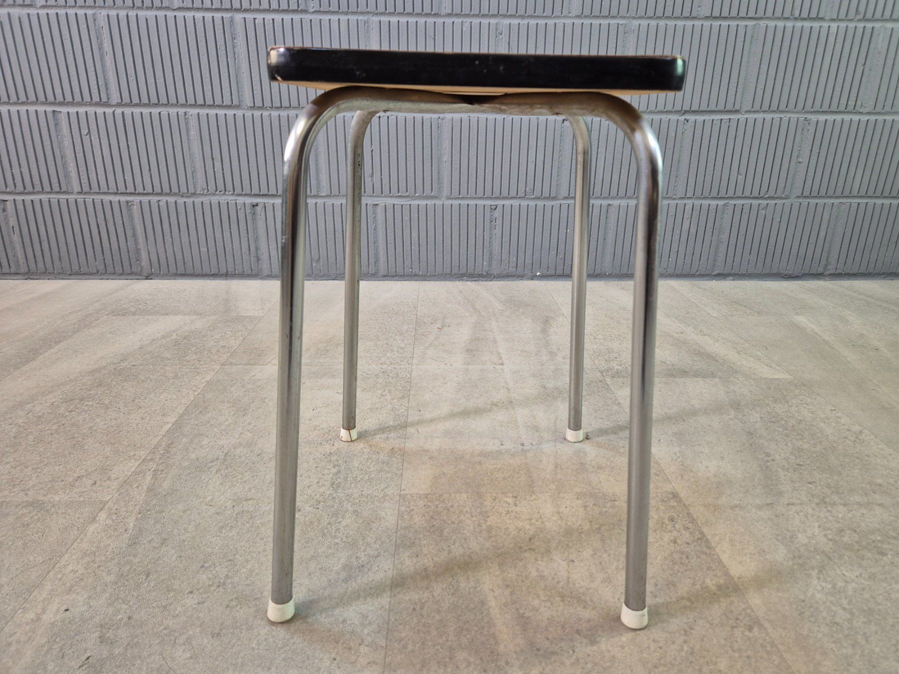 Hocker: Kelco braun Tabouret, Küchenhocker, Hocker, Kitchen Stool – Gebraucht aus Nottwil von Wondewa-Shop 7