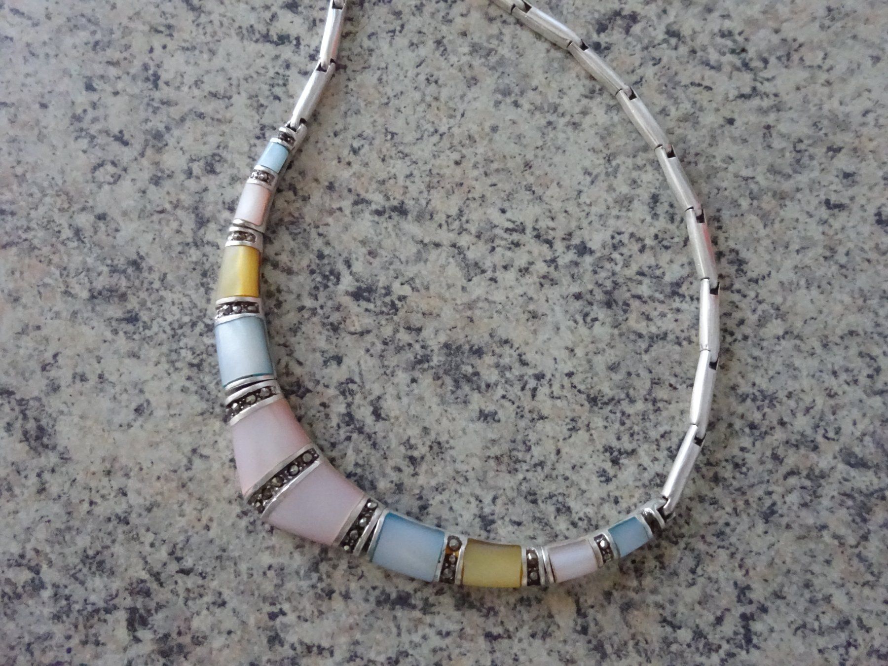Catenine: Halskette Silber / Collier Pastell – Usato da Esslingen venduto da FetteSchnecke 6
