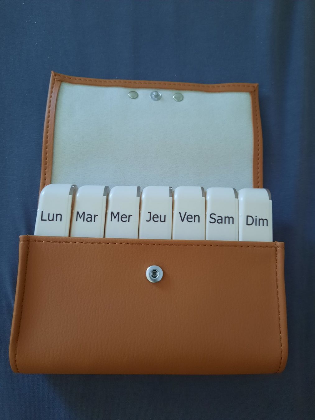 Contenitori & Simili: Pilbox Liberty - Medikamentenspender 7 Tage – Nuovo (secondo la descrizione) da Fribourg venduto da leoniesilvana 1