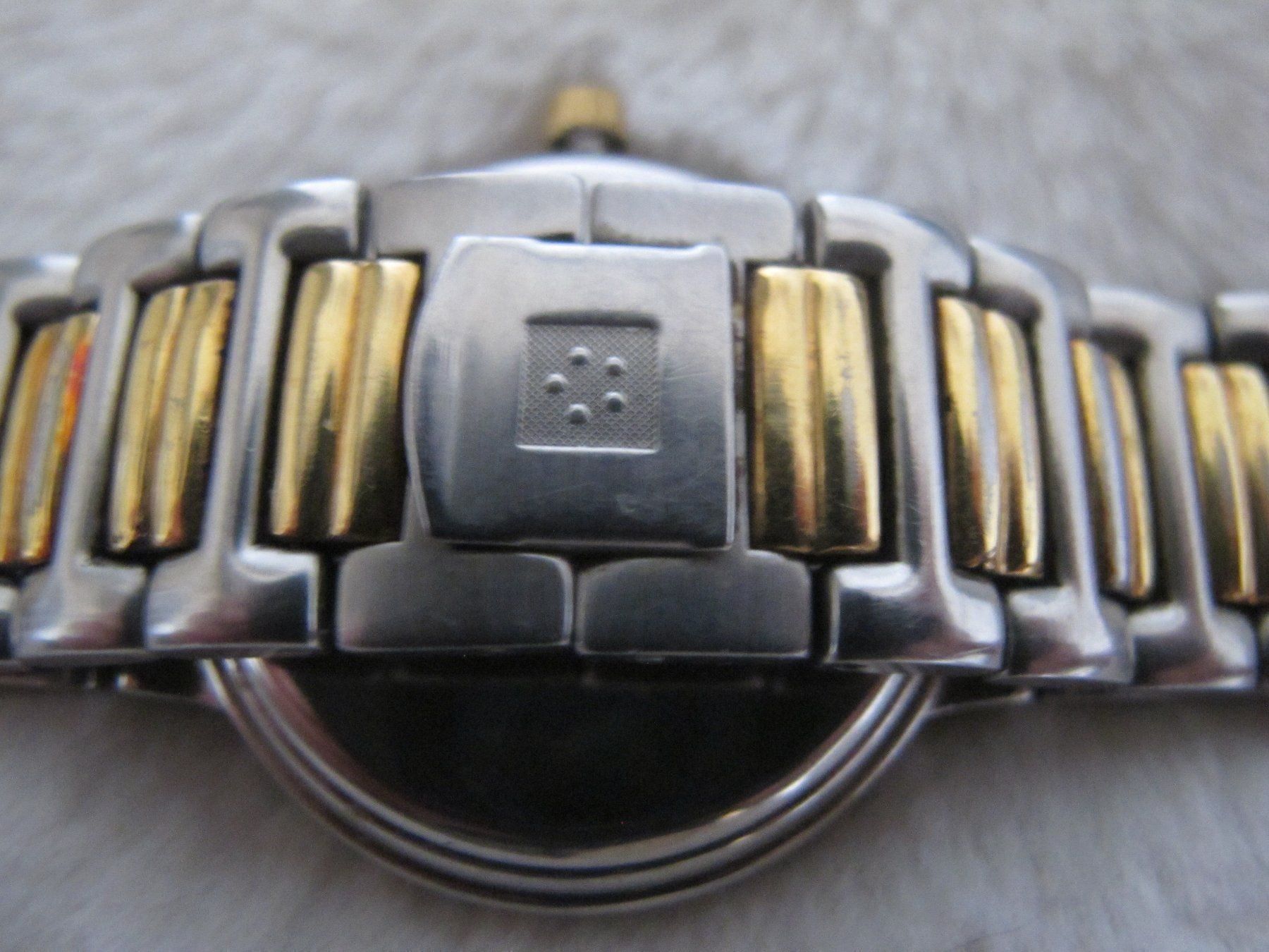Eterna Orologi: Eterna Kontiki Quartz Stahl-Gold Herren Oder Damen – Usato da Altnau venduto da LinaAuktion 6