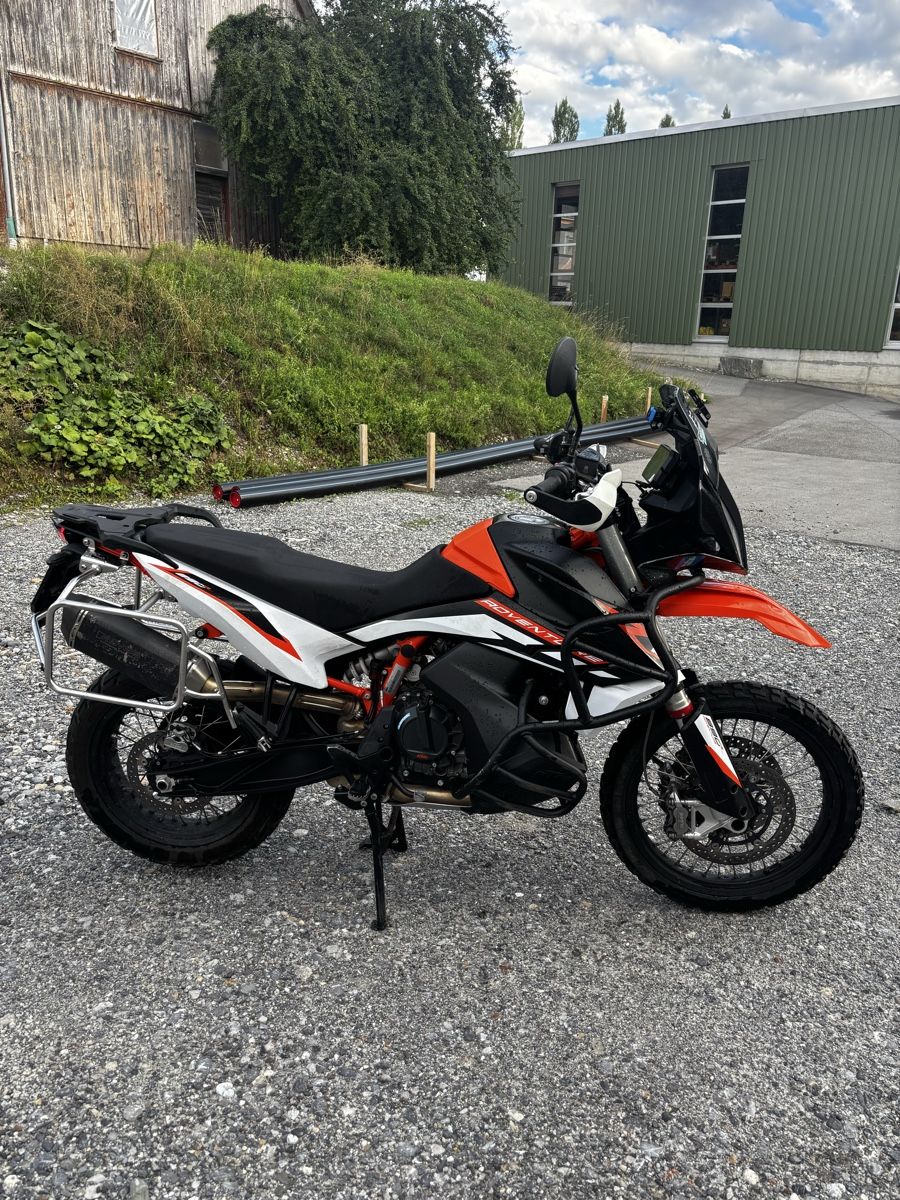 KTM Enduro: KTM Adventure 890 R – D'occasion à Niederhelfenschwil par ale_y8mv 2