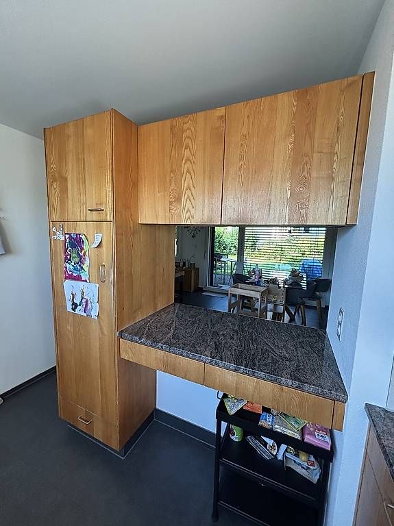 V-Zug Cucine complete: Massivholz Einbauküche mit Geräten – Usato da Spiez venduto da mea01 1
