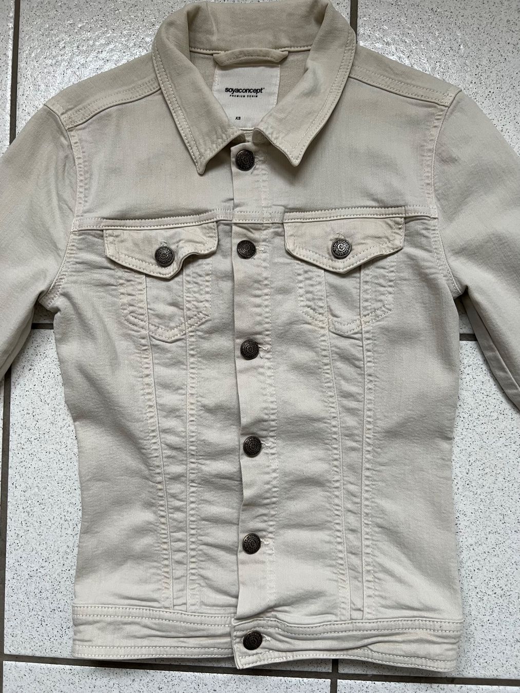 Giacche: Jeansjacke Gr. XS Soyaconcept – Usato da Neuenkirch venduto da Sommer_1968 2