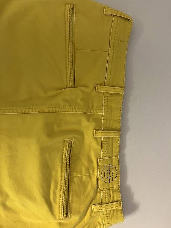 Hosen: Jeans Sommerhose gelb ZARA – Gebraucht aus Muri b. Bern von Merliner01 2
