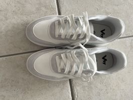 Sneaker 41