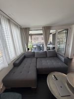 Modernes Ecksofa "Merlin" von LIPO – Elektrische Ottomane