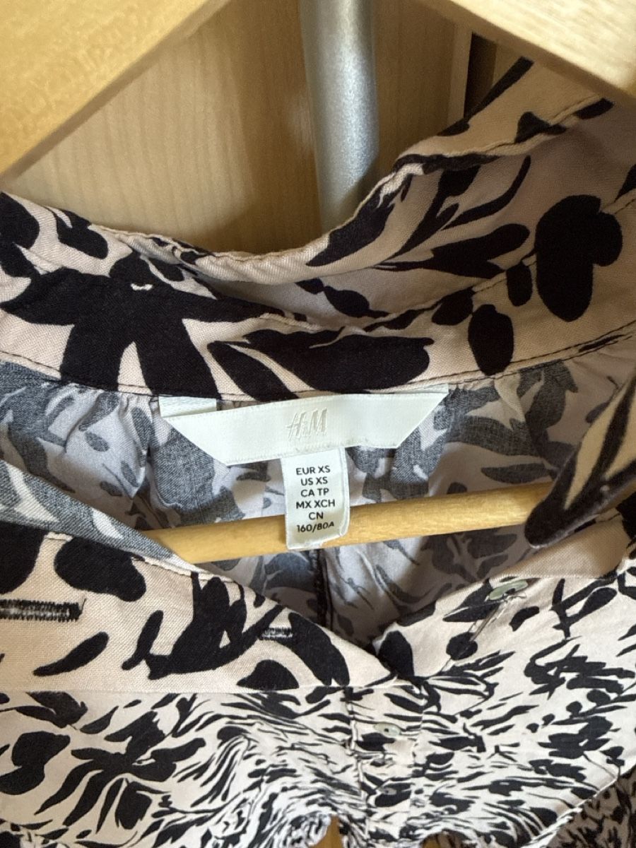 H&M Vestiti: H&M Lightweight and Stylish Dress – Usato da Zürich venduto da alessandra97_ 2
