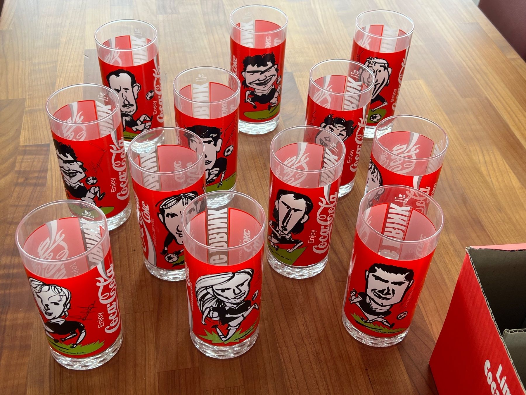 Coca-Cola Bicchieri: 12 Coca Cola Gläser World Cup 1992 ungebraucht – Usato da Unterengstringen venduto da Gustav03 1