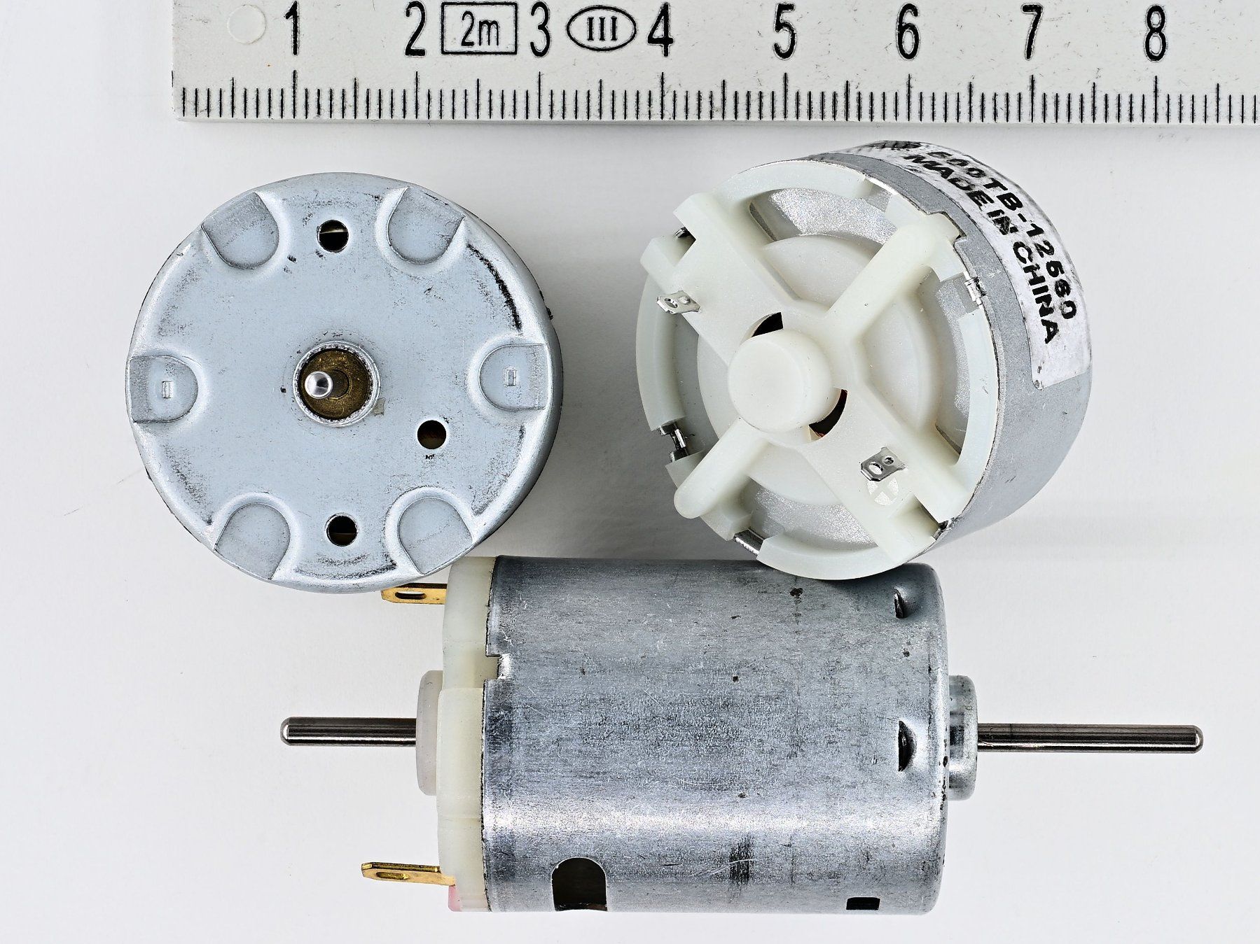 Motoren: 3 Minimotoren Gleichstrom – Gebraucht aus Dürnten von puumies 3
