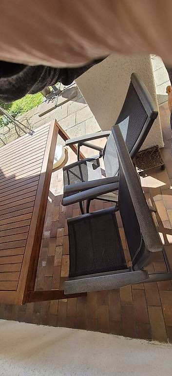 Set de table et chaises: Garten Tisch mit 3 Stühlen – D'occasion à Zürich par Ovina 4