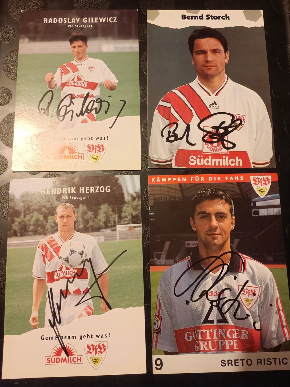 Autografi: VfB Stuttgart - 4x handsignierte alte Karten – Usato da Menziken venduto da Artographs