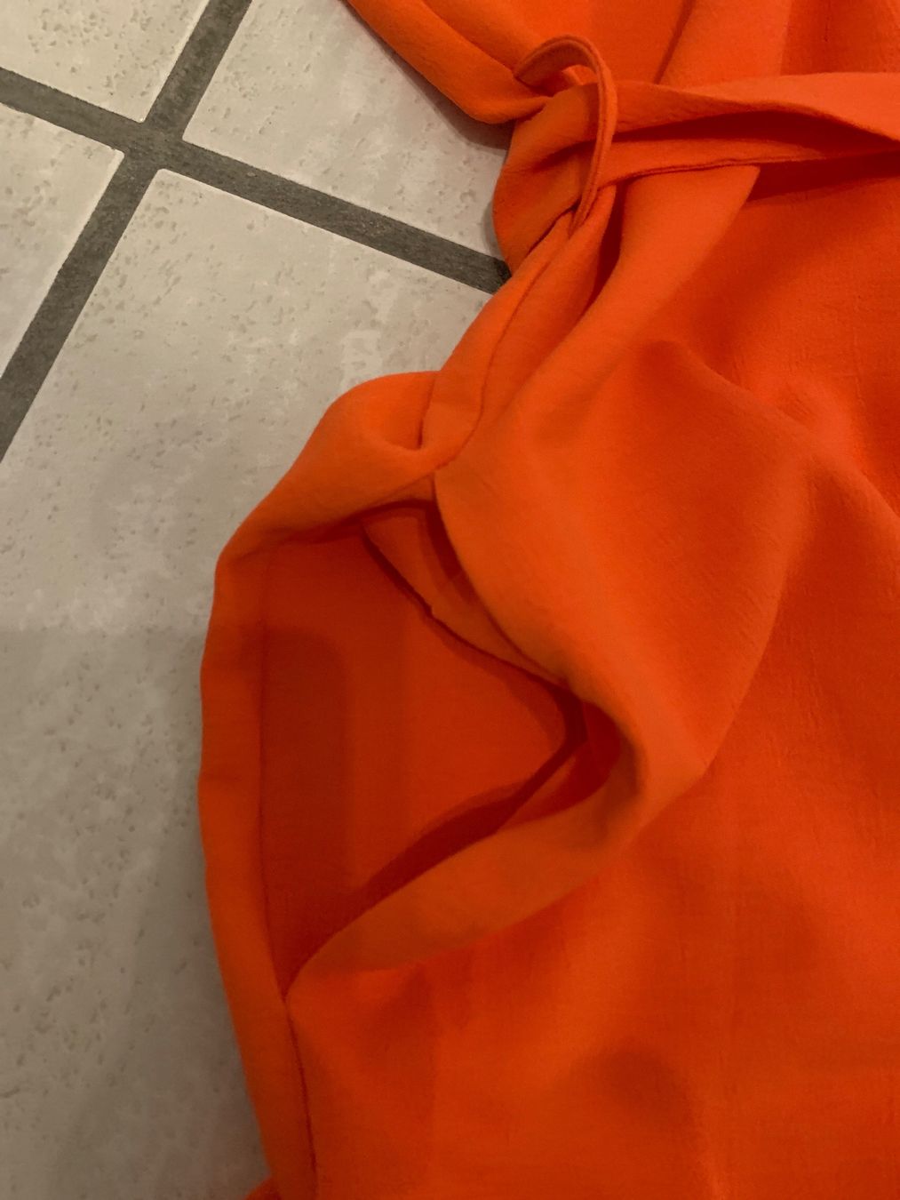 Vestiti: Neue Kleid – Nuovo e nell'imballaggio originale da Lausen venduto da tiguan07 3