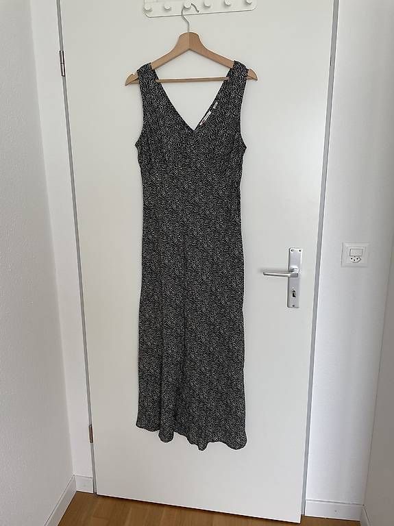 Vestiti: Levis Maxikleid neu – Usato da Brunnen venduto da Mirieb