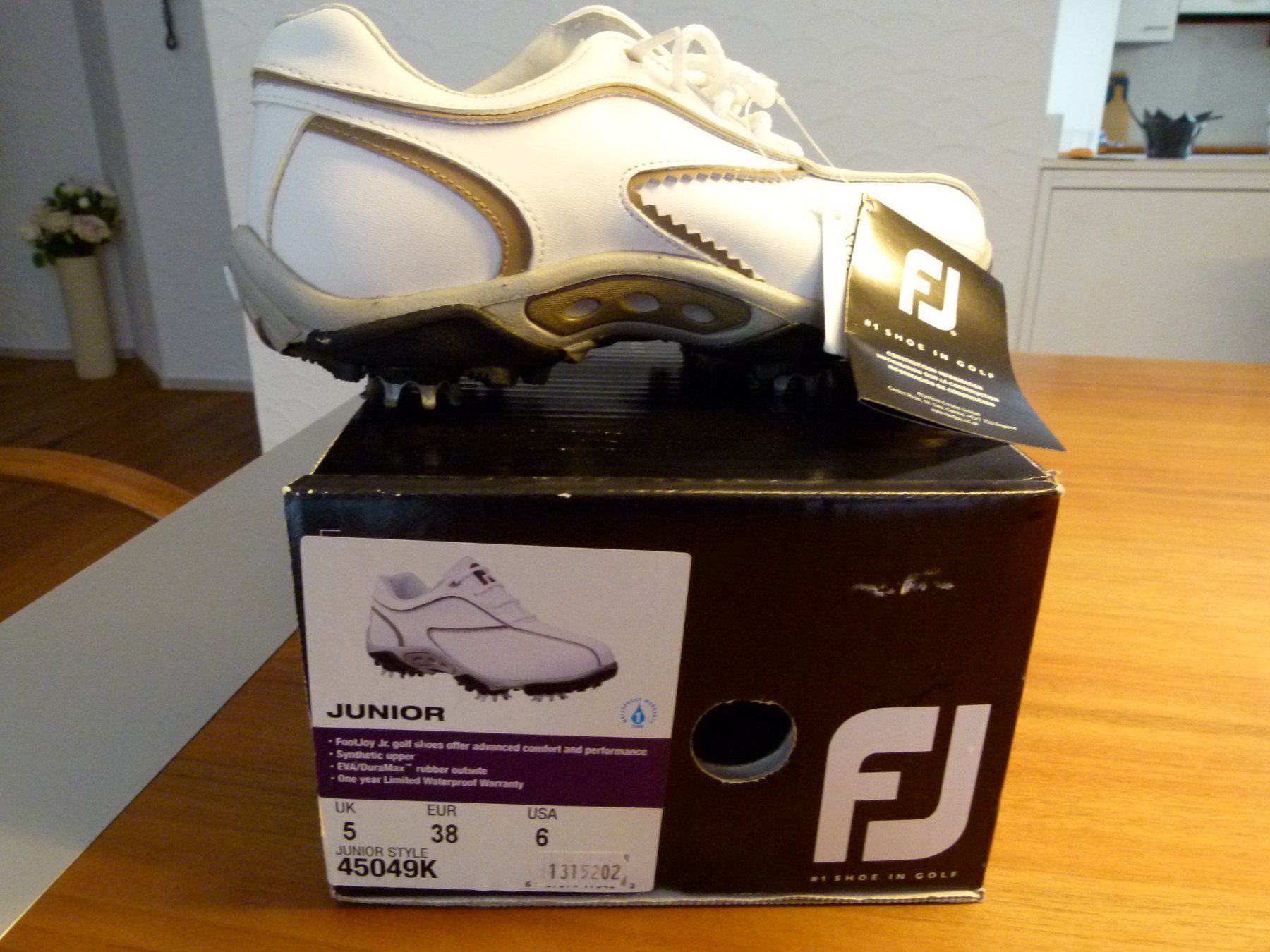 Scarpe da uomo: Footjoy Golfschuhe, Grösse 38 NEU – Nuovo e nell'imballaggio originale da Kriens venduto da GuWeGo