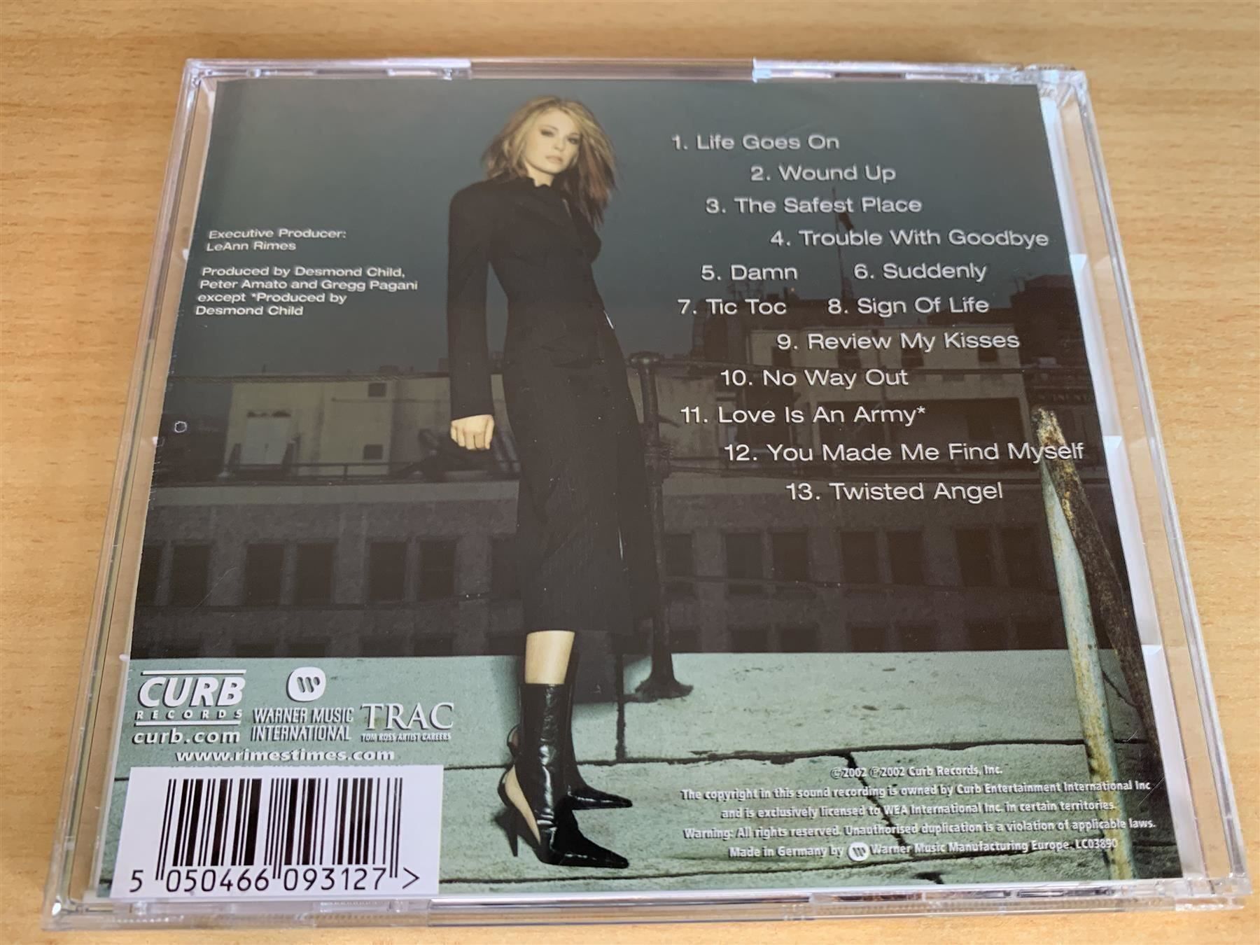 CD: LeAnn Rimes – Twisted Angel – Usato da Rikon im Tösstal venduto da Alpenmutz 1