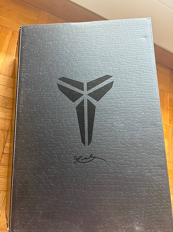 Scarpe da uomo: Kobe 8  – Usato da Neuchâtel venduto da nxt_yx7v 2