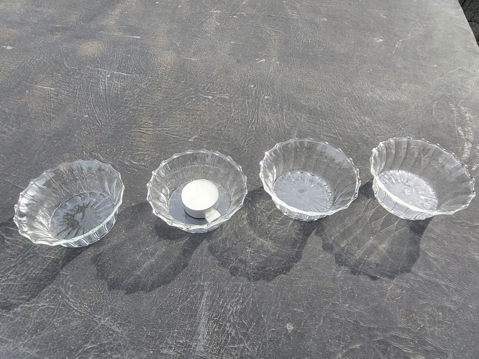 Partylite Kerzenständer: 4 PartyLite Teelichthalter, transparent – Gebraucht aus Enggistein von Manuki_engg 2