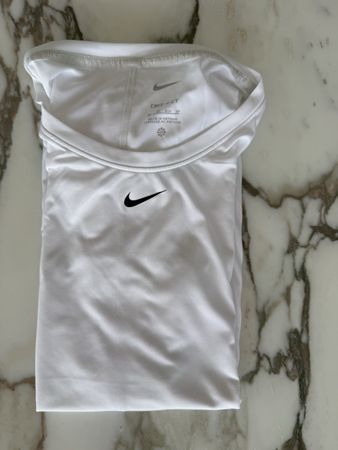 Nike dri-fit weisses Funktionsshirt XS