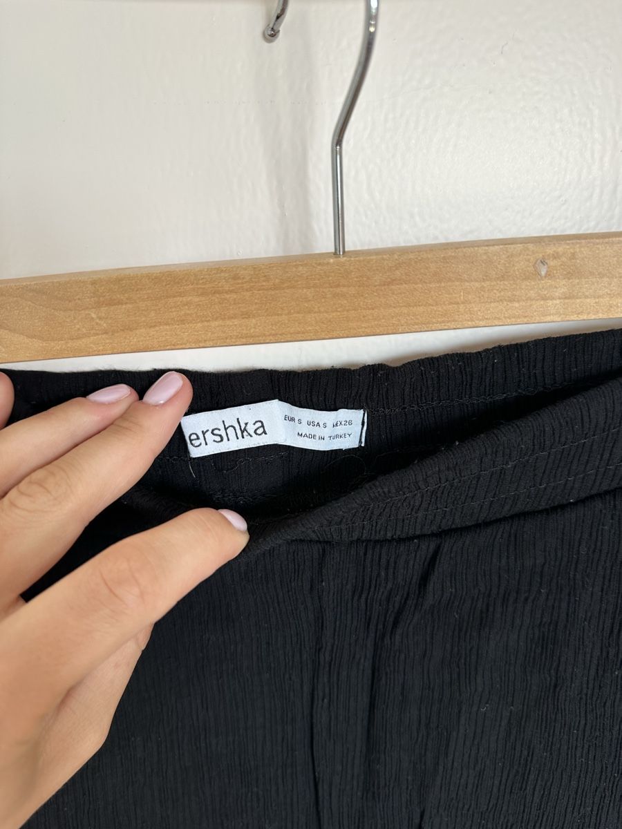 Bershka Hosen: Black Trousers size S  – Gebraucht aus Orvin von mboder 3