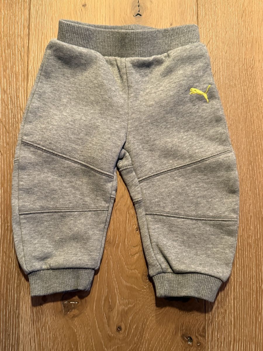 Puma Lotti & Set di vestiti: Trainer Puma Grösse 68 – Usato da Pragg-Jenaz venduto da gobrist 2