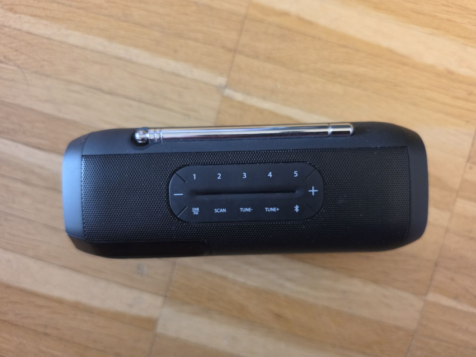 Radios: JBL Soundfly DAB+ Radio Bluetooth schwarz  – Gebraucht aus Aesch BL von immon 2