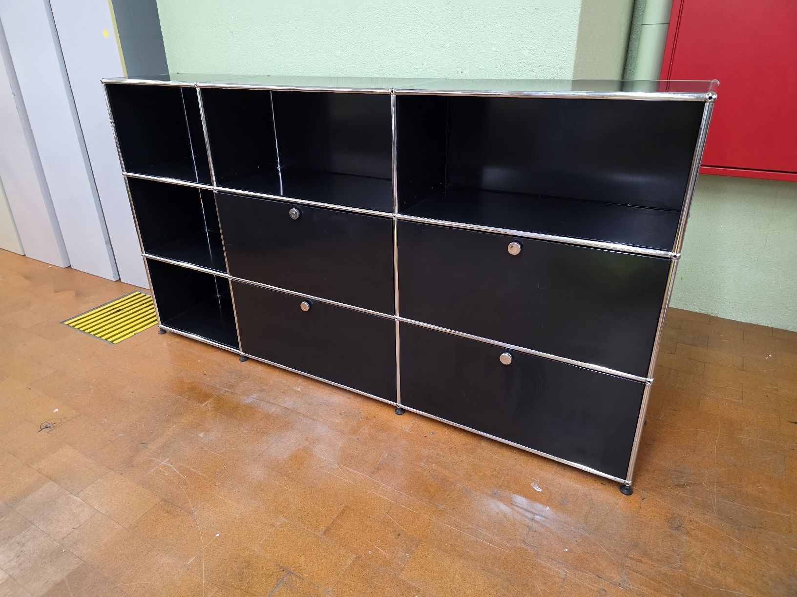 USM Scaffali: Designer Regal USM Haller – Usato da Lichtensteig venduto da UsedINStore