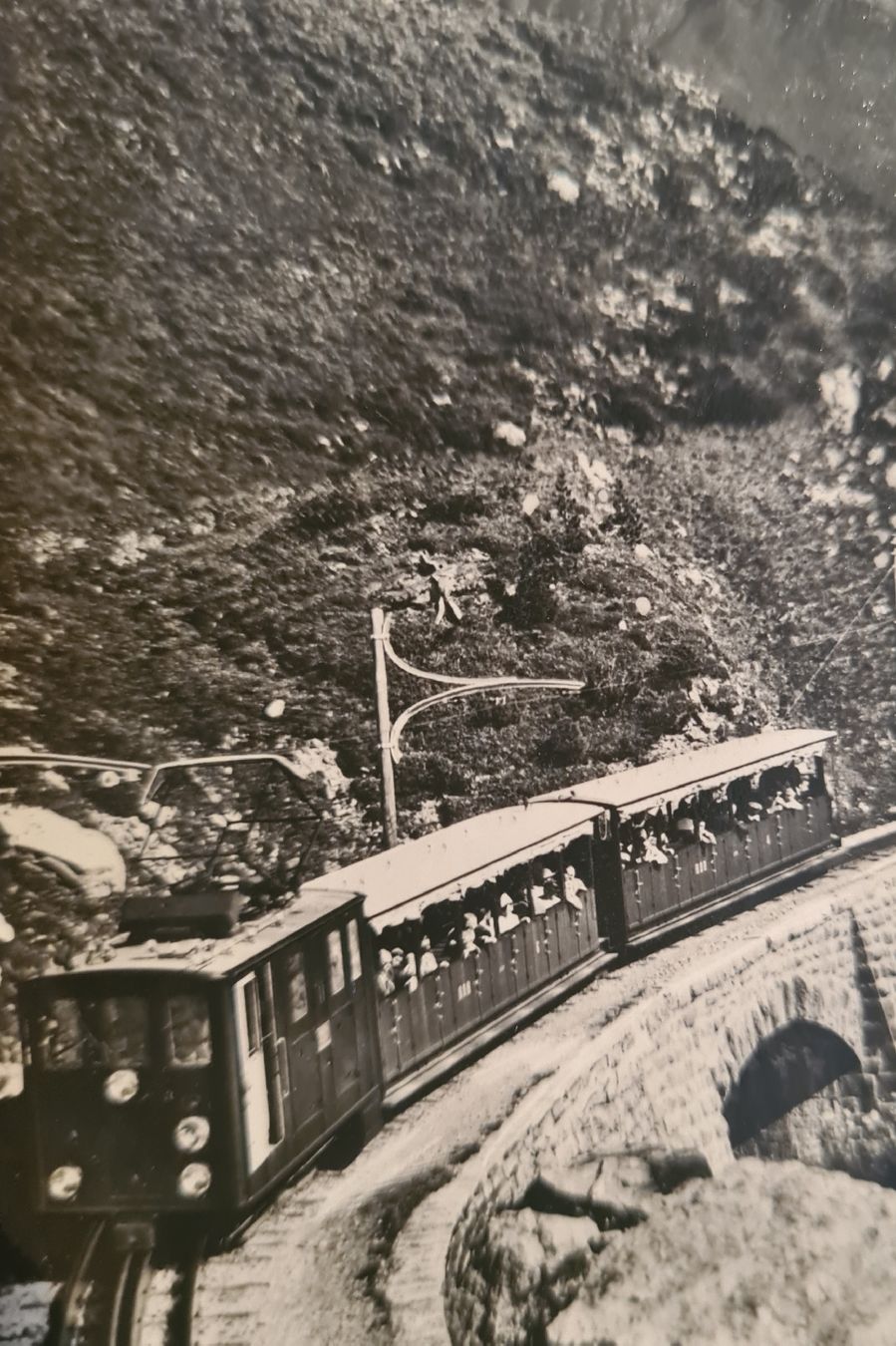 Cartoline postali: Schynige Platte, Bahn mit offenen Wagen – Usato da Ebikon venduto da Donar50 1