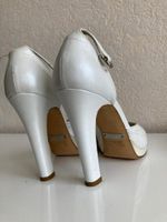 DARIO CHIOTTI white leather shoes size38
