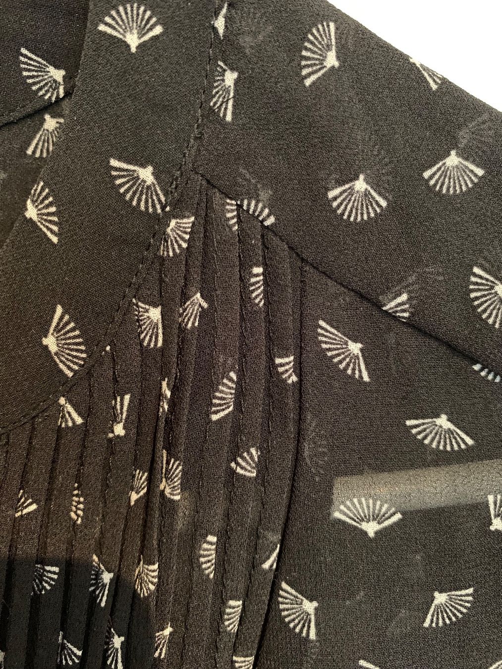 H&M Blusen: H&M Bluse Gr. 34 / XS / S – Gebraucht aus Fislisbach von KolibriSecondhand 2