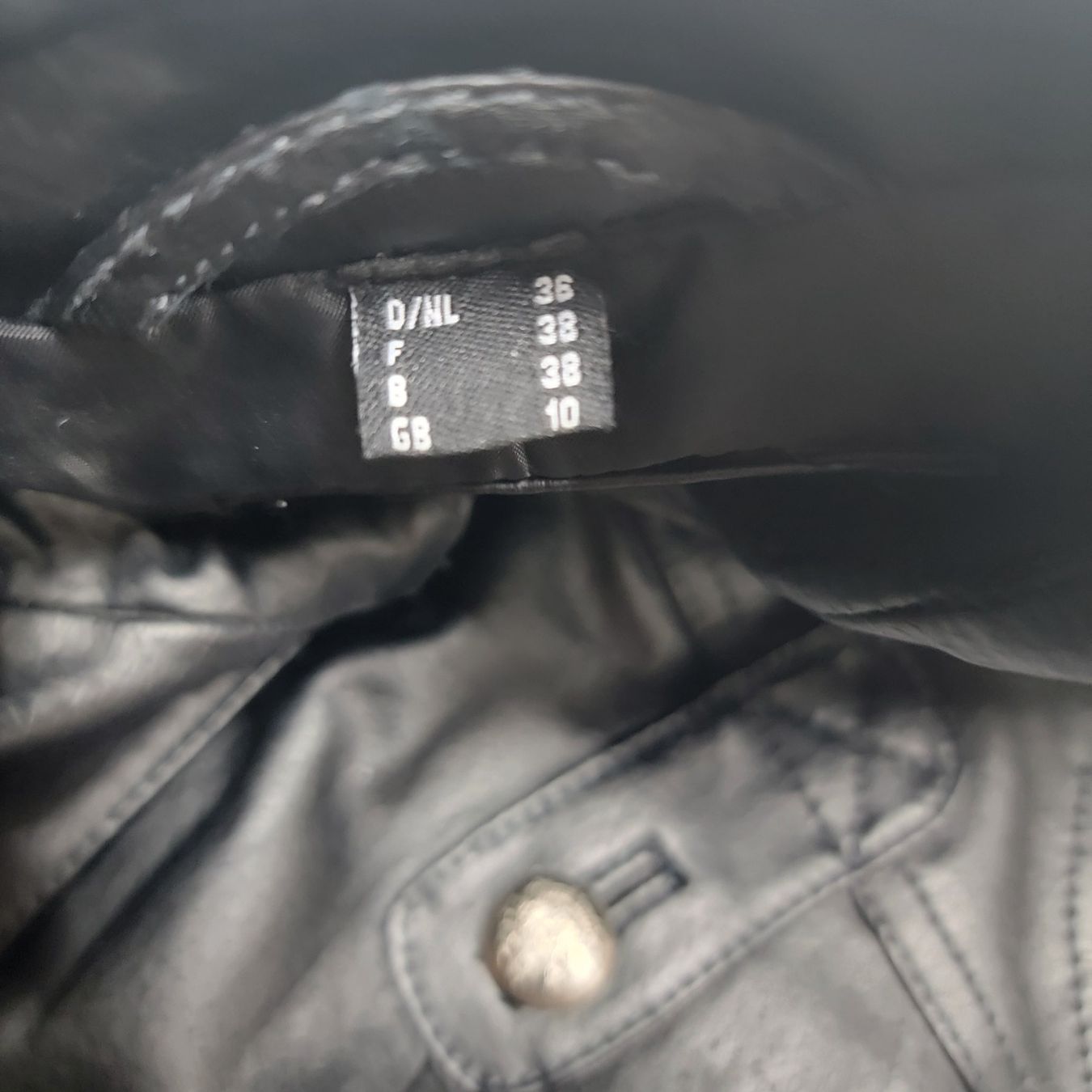 Giacche: JCC Lederjacke Jacke Gr. DE 36, Fr/EU 38 – Usato da Zuzwil SG venduto da Cali67 7